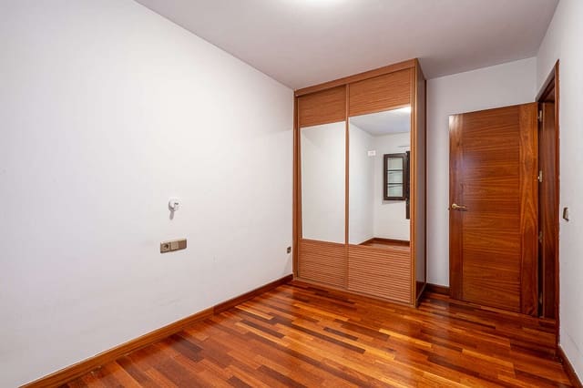 4 soverom Leilighet til salgs i Arrecife med garasje - € 289 500 (Ref: 9395582)