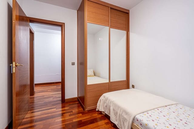 4 soverom Leilighet til salgs i Arrecife med garasje - € 289 500 (Ref: 9395582)