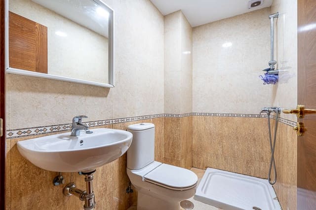 4 soverom Leilighet til salgs i Arrecife med garasje - € 289 500 (Ref: 9395582)
