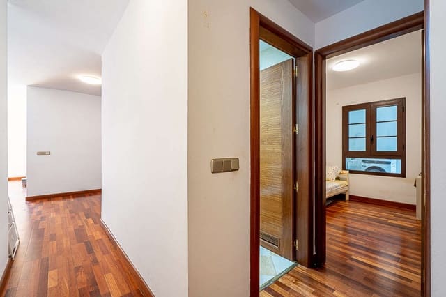 4 soverom Leilighet til salgs i Arrecife med garasje - € 289 500 (Ref: 9419009)