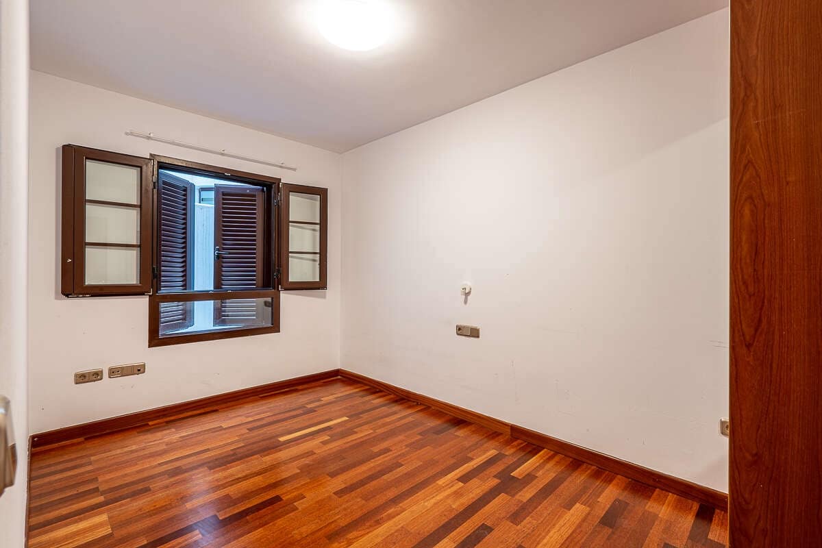 4 soverom Leilighet til salgs i Arrecife med garasje - € 289 500 (Ref: 9419009)