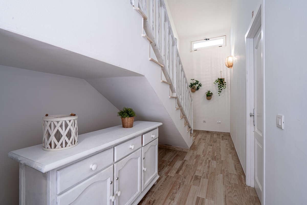 5 bedroom Finca/Country House for sale in Playa Honda with pool - € 475,000 (Ref: 9426751)