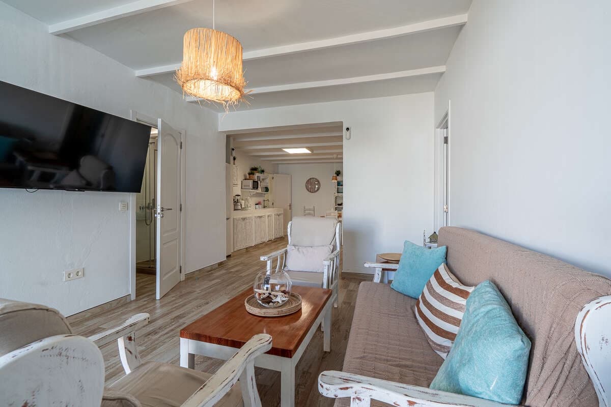 5 bedroom Finca/Country House for sale in Playa Honda with pool - € 475,000 (Ref: 9426751)