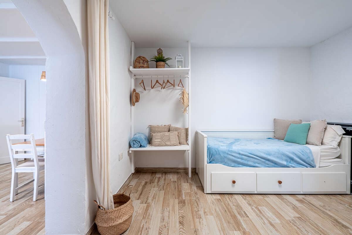 5 bedroom Finca/Country House for sale in Playa Honda with pool - € 475,000 (Ref: 9426751)