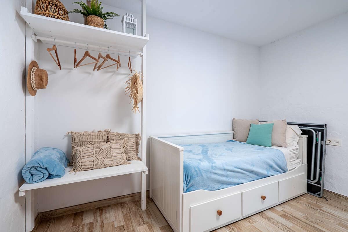 5 bedroom Finca/Country House for sale in Playa Honda with pool - € 475,000 (Ref: 9426751)