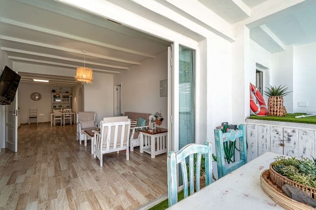 5 bedroom Finca/Country House for sale in Playa Honda, San Bartolomé with pool - € 475,000 (Ref: 9426751)