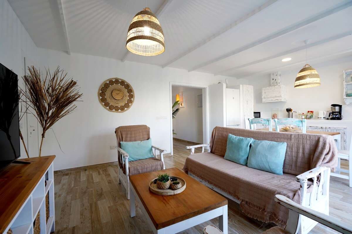 5 bedroom Finca/Country House for sale in Playa Honda with pool - € 475,000 (Ref: 9426751)