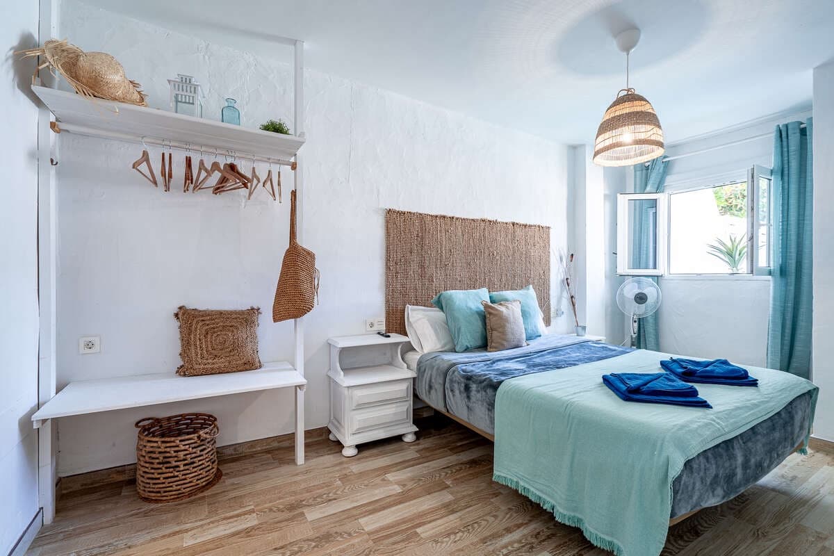 5 bedroom Finca/Country House for sale in Playa Honda with pool - € 475,000 (Ref: 9426751)