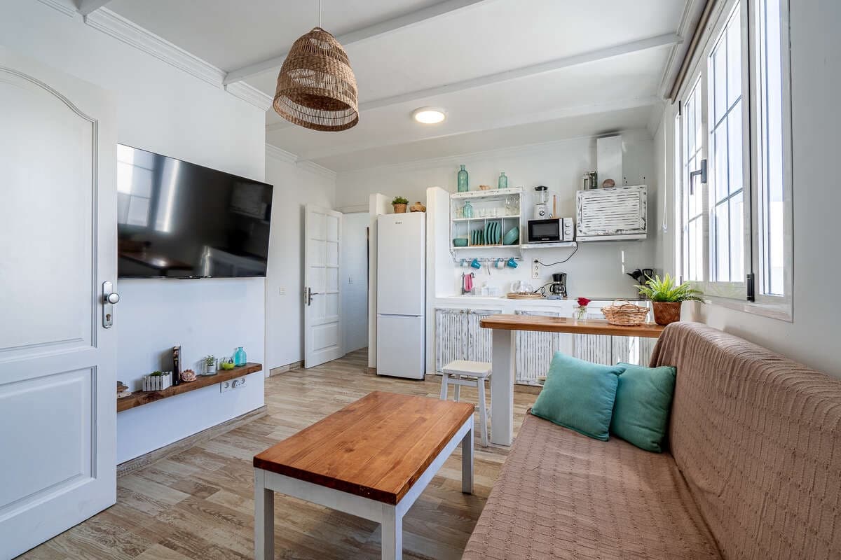 5 bedroom Finca/Country House for sale in Playa Honda with pool - € 475,000 (Ref: 9426751)