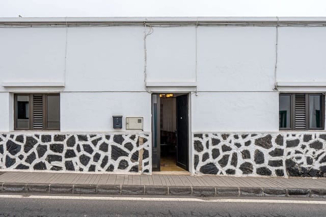 5 soveværelse Finca/Landehus til salg i San Bartolomé - € 390.000 (Ref: 9451722)