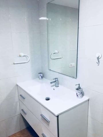 2 soveværelse Lejlighed til salg i Puerto del Carmen, Tías - € 242.000 (Ref: 9451724)