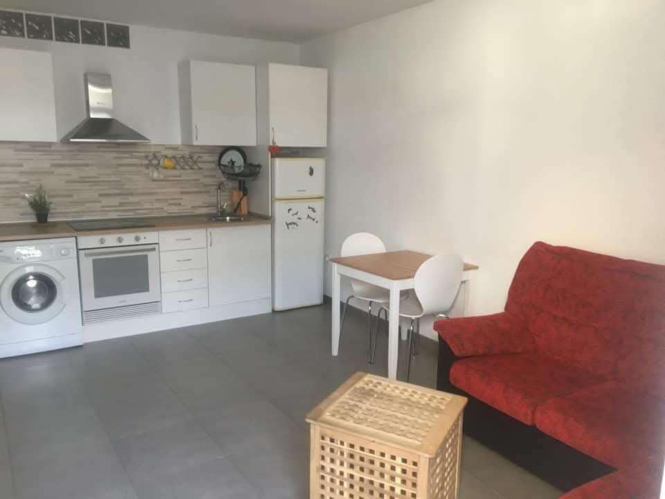 2 soveværelse Lejlighed til salg i Puerto del Carmen - € 242.000 (Ref: 9451724)