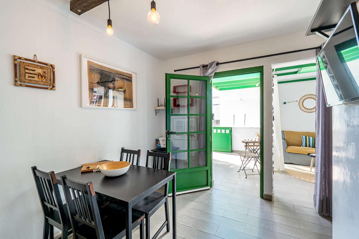 Apartamento de 2 habitaciones en Puerto del Carmen en venta - 210.000 € (Ref: 9455720)