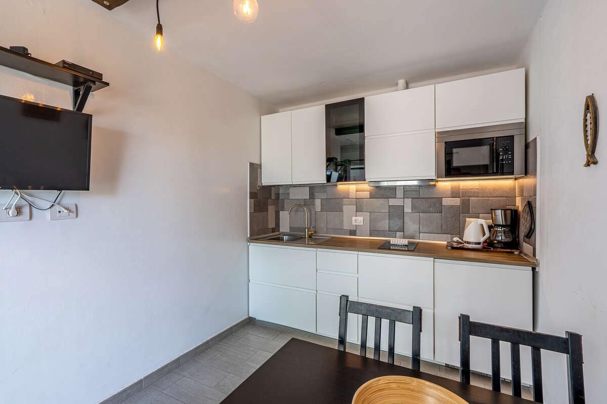 Apartamento de 2 habitaciones en Puerto del Carmen en venta - 210.000 € (Ref: 9455720)