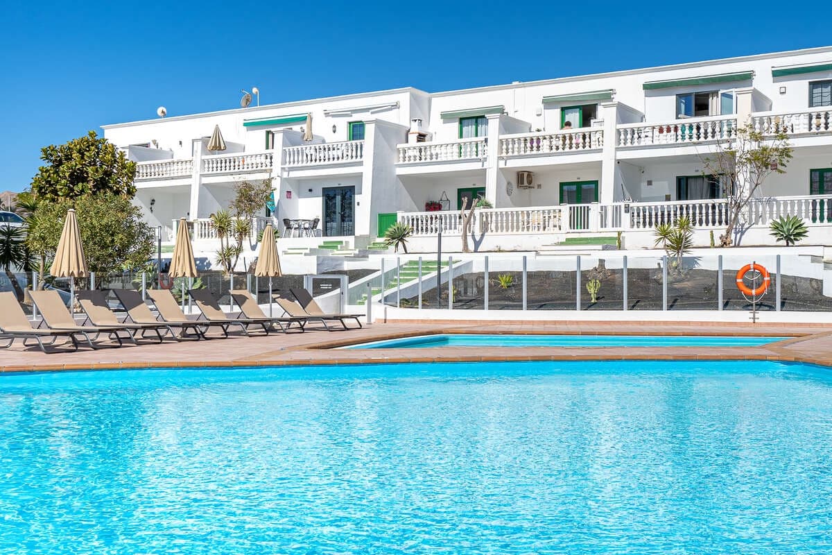 Apartamento de 2 habitaciones en Puerto del Carmen en venta - 210.000 € (Ref: 9455720)