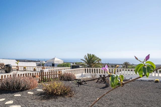 4 camera da letto Villa in vendita in Macher, Tías con garage - 990.000 € (Rif: 9455721)