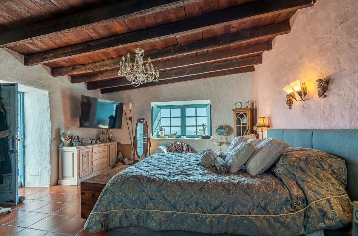 4 quarto Moradia para venda em Macher com garagem - 990 000 € (Ref: 9455721)