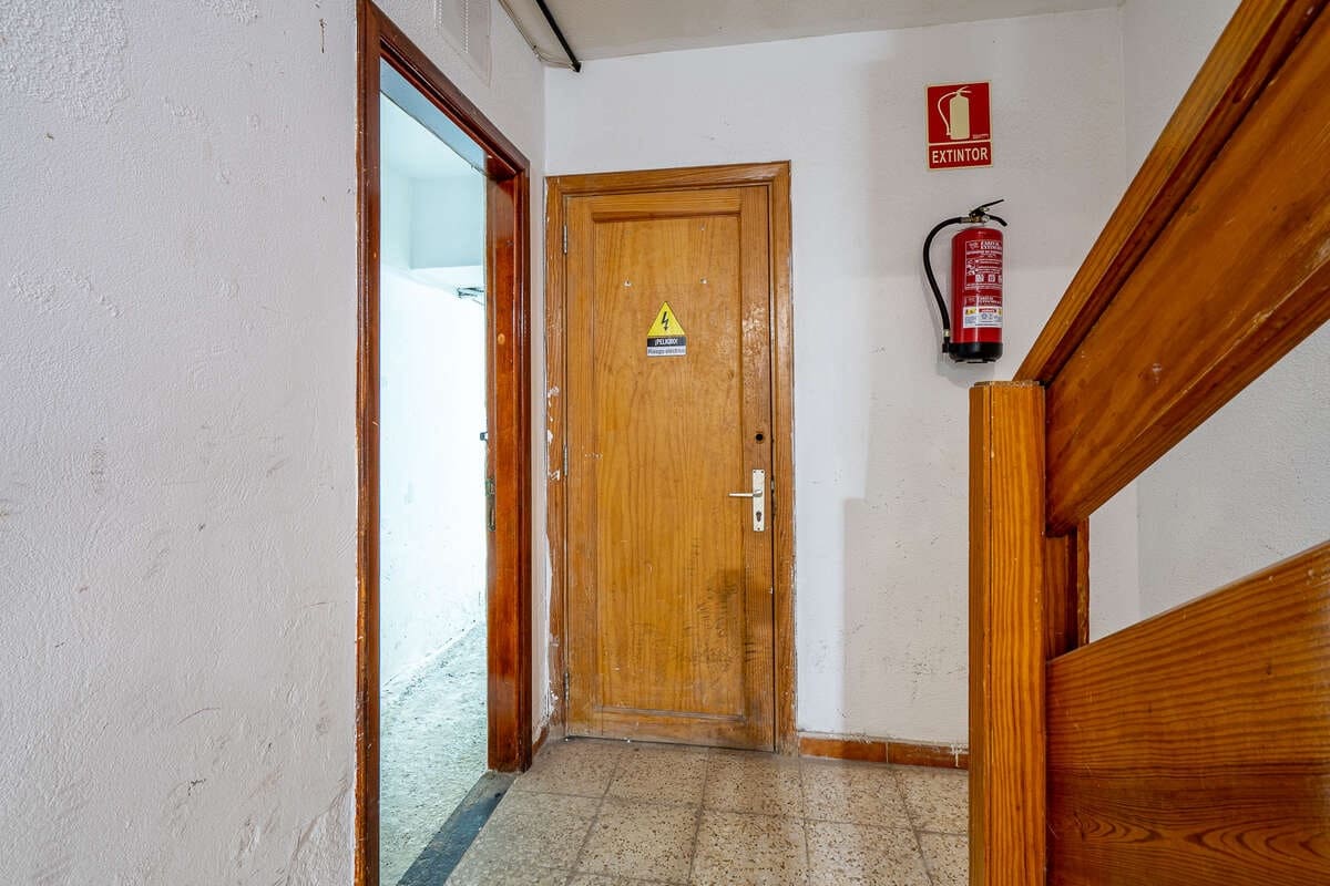 Kommersiell till salu i Arrecife - 95 000 € (Ref: 9460938)