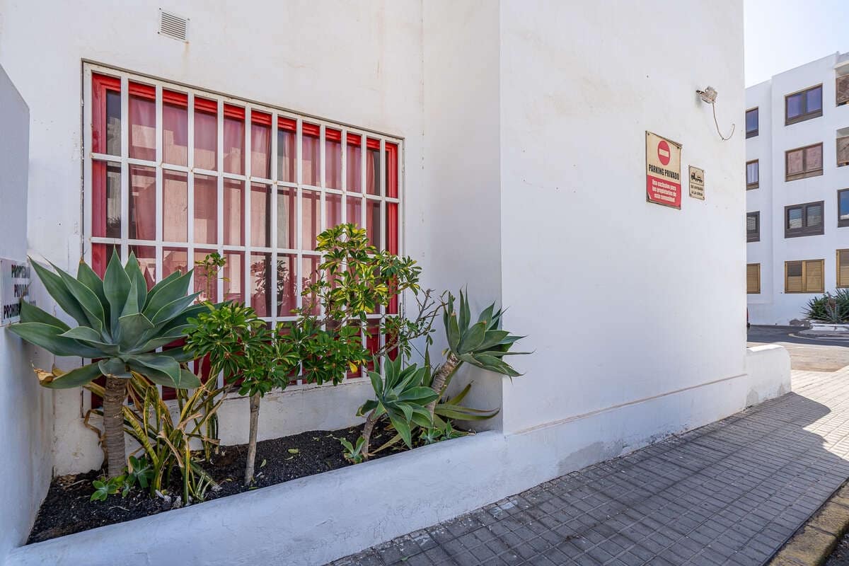 Kommersiell till salu i Arrecife - 95 000 € (Ref: 9460938)