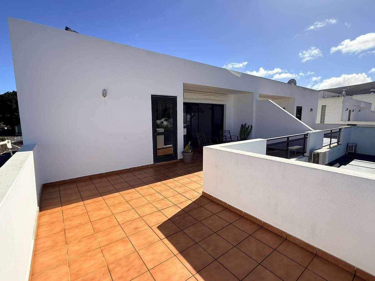 4 makuuhuone Paritalo myytävänä paikassa Yaiza mukana 
autotalli - 365 000 € (Ref: 9473665)