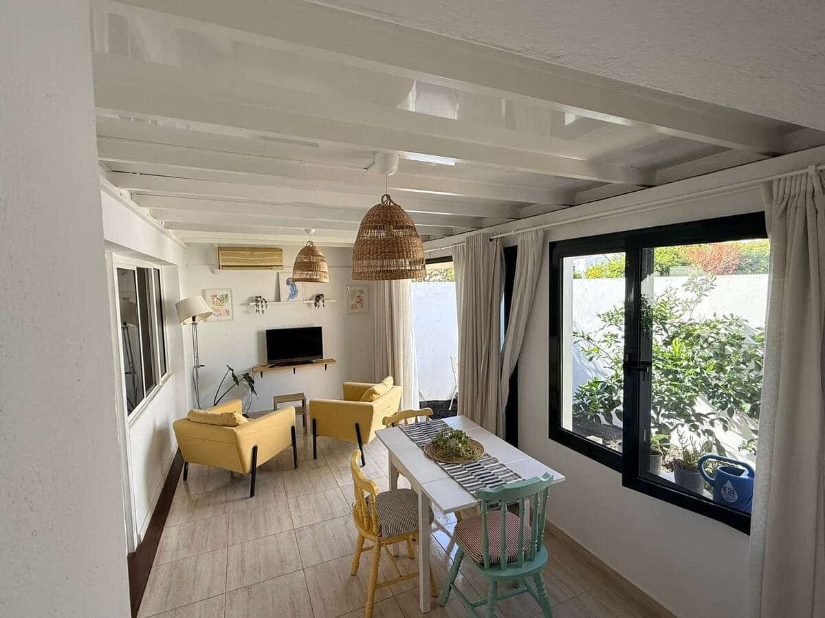 4 makuuhuone Paritalo myytävänä paikassa Yaiza mukana 
autotalli - 365 000 € (Ref: 9473665)