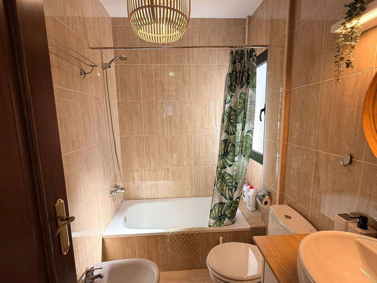 4 makuuhuone Paritalo myytävänä paikassa Yaiza mukana 
autotalli - 365 000 € (Ref: 9473665)