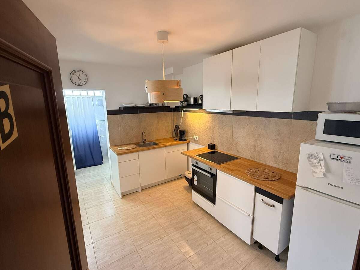 4 soveværelse Semi-Rækkehus til salg i Yaiza med garage - € 365.000 (Ref: 9473665)