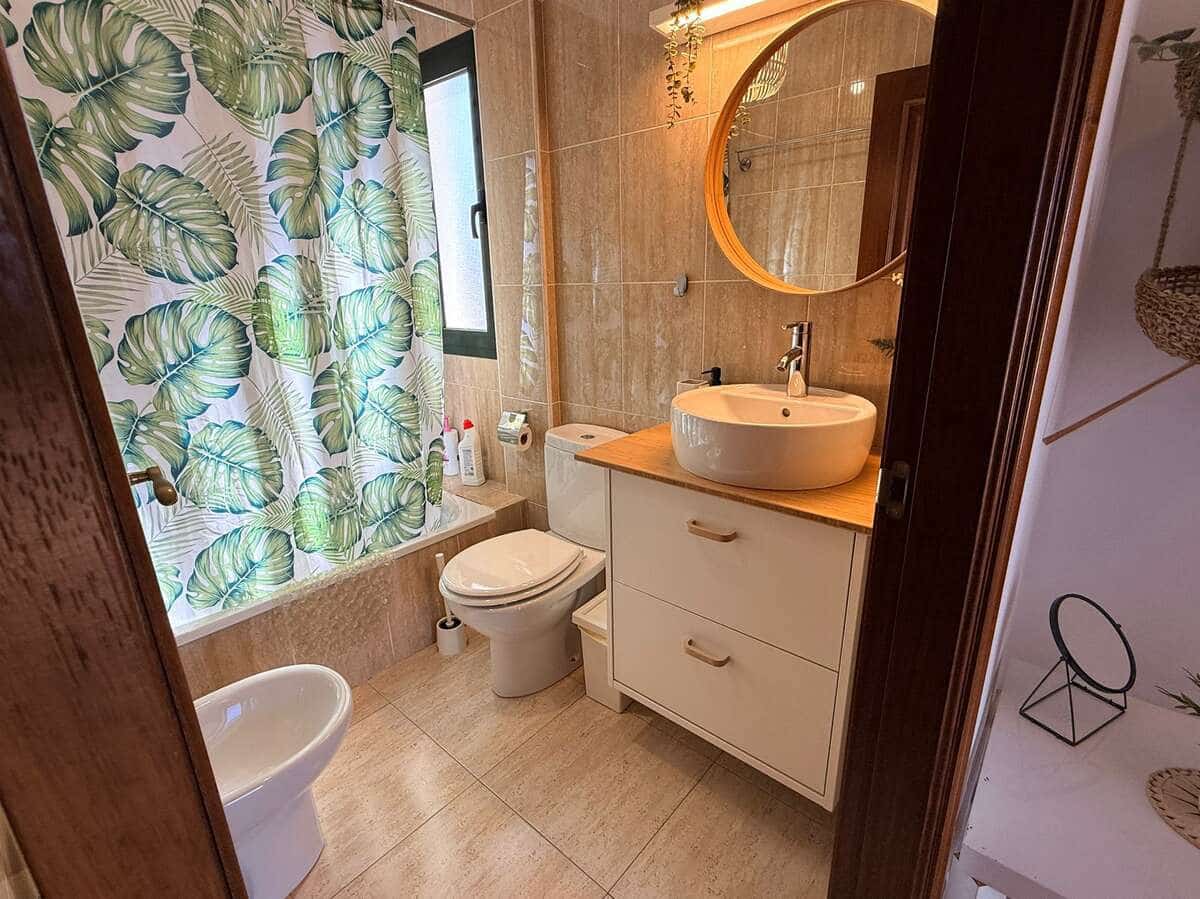 4 soveværelse Semi-Rækkehus til salg i Yaiza med garage - € 365.000 (Ref: 9473665)