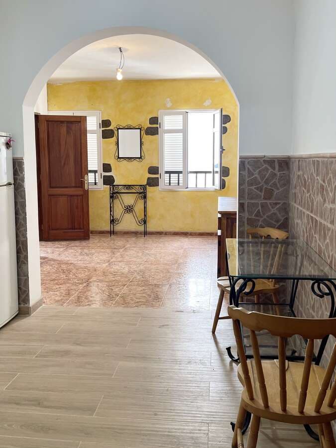 3 bedroom Flat for sale in Arrecife - € 190,000 (Ref: 9480831)