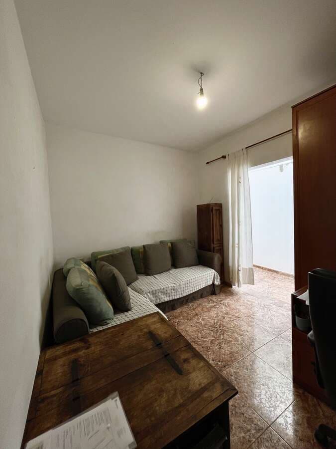 3 bedroom Flat for sale in Arrecife - € 190,000 (Ref: 9480831)