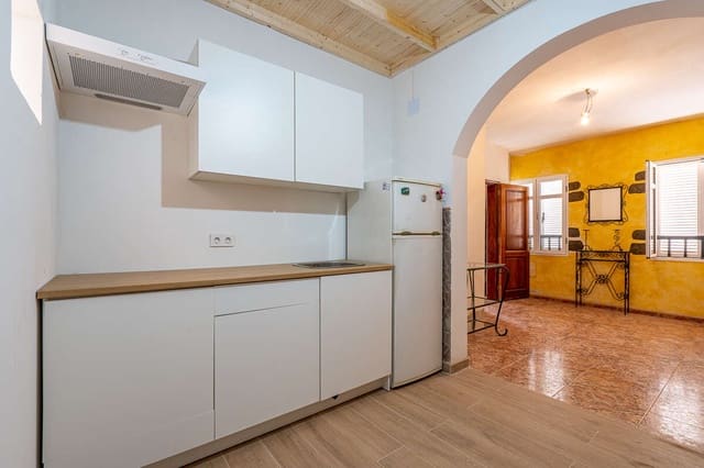 3 sovrum Lägenhet till salu i Arrecife - 190 000 € (Ref: 9480831)