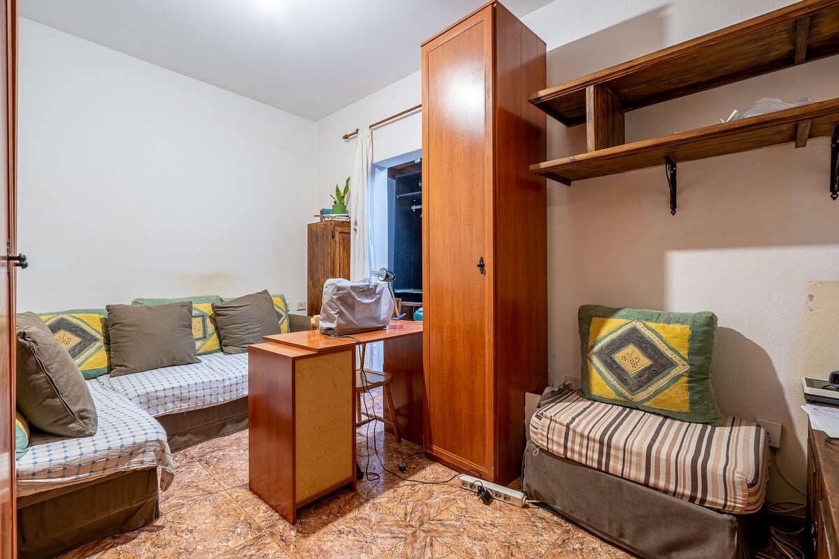 3 bedroom Flat for sale in Arrecife - € 190,000 (Ref: 9480831)