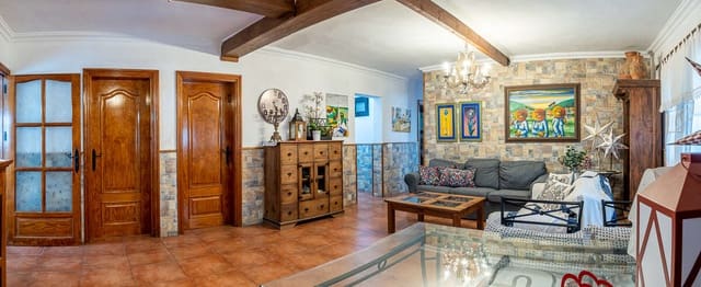 4 makuuhuone Maalaistalo myytävänä paikassa Arrecife mukana 
autotalli - 370 000 € (Ref: 9537110)