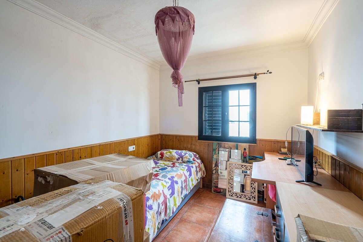 4 makuuhuone Maalaistalo myytävänä paikassa Arrecife mukana 
autotalli - 370 000 € (Ref: 9537110)