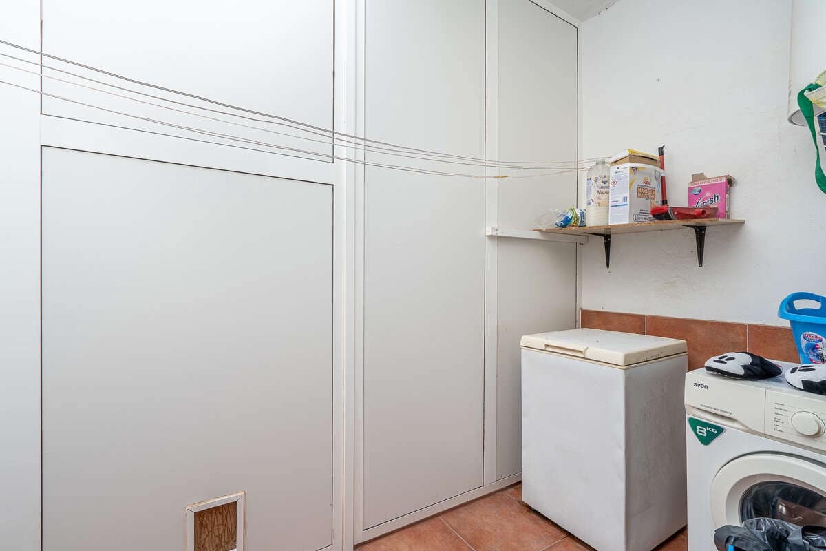 4 makuuhuone Maalaistalo myytävänä paikassa Arrecife mukana 
autotalli - 370 000 € (Ref: 9537110)