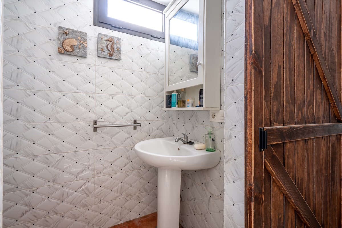 4 makuuhuone Maalaistalo myytävänä paikassa Arrecife mukana 
autotalli - 370 000 € (Ref: 9537110)