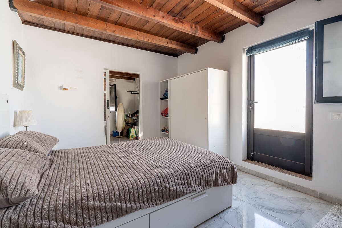 4 makuuhuone Maalaistalo myytävänä paikassa Arrecife mukana 
autotalli - 370 000 € (Ref: 9537110)