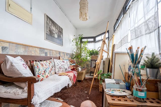 4 makuuhuone Maalaistalo myytävänä paikassa Arrecife mukana 
autotalli - 370 000 € (Ref: 9537110)