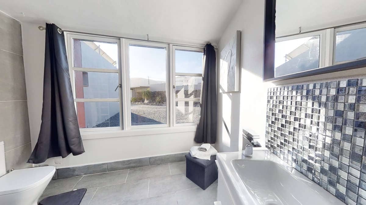 Chalet de 12 habitaciones en Macher en venta con piscina - 1.800.000 € (Ref: 9554424)