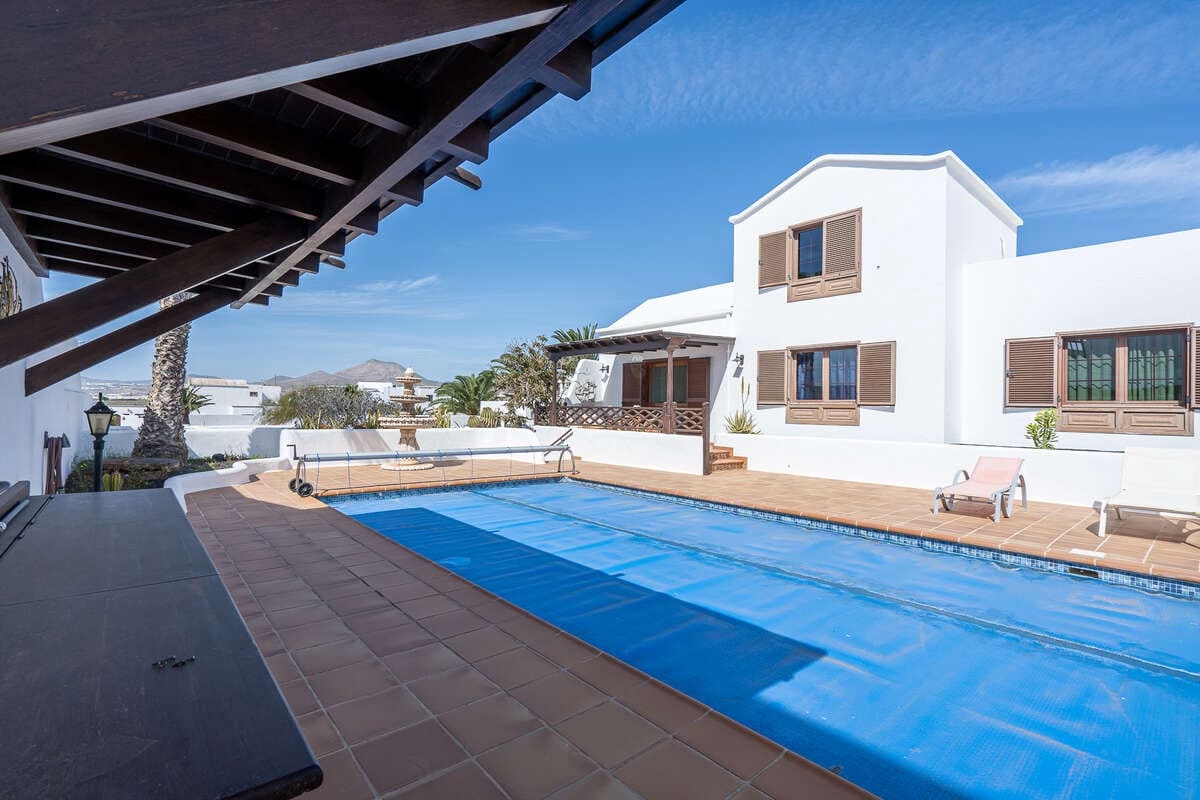 4 Zimmer Finca/Landgut zu verkaufen in Playa del Cable mit Pool Garage - 1.100.000 € (Ref: 9629511)