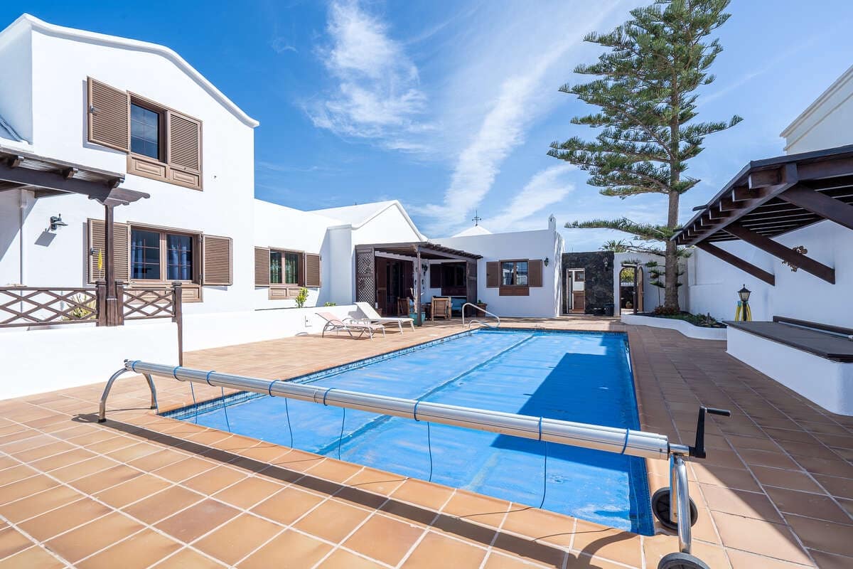 4 Zimmer Finca/Landgut zu verkaufen in Playa del Cable mit Pool Garage - 1.100.000 € (Ref: 9629511)