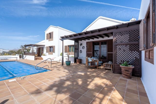 4 Zimmer Finca/Landgut zu verkaufen in Playa del Cable, Arrecife mit Pool Garage - 1.100.000 € (Ref: 9629511)