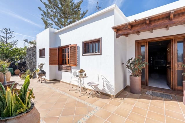 7 chambre Finca/Maison de Campagne à vendre à Playa del Cable, Arrecife avec piscine garage - 1 100 000 € (Ref: 9629511)