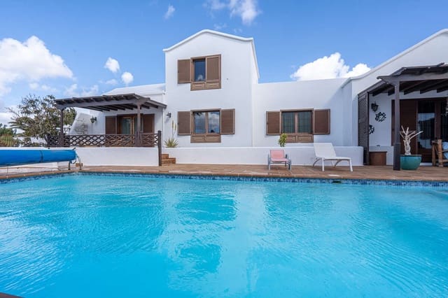 7 chambre Finca/Maison de Campagne à vendre à Playa del Cable, Arrecife avec piscine garage - 1 100 000 € (Ref: 9629511)