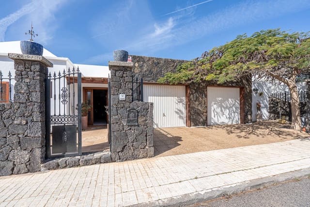7 chambre Finca/Maison de Campagne à vendre à Playa del Cable, Arrecife avec piscine garage - 1 100 000 € (Ref: 9629511)
