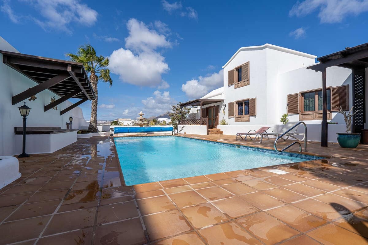 7 soverom Finca/Herregård til salgs i Playa del Cable med svømmebasseng garasje - € 1 100 000 (Ref: 9629511)