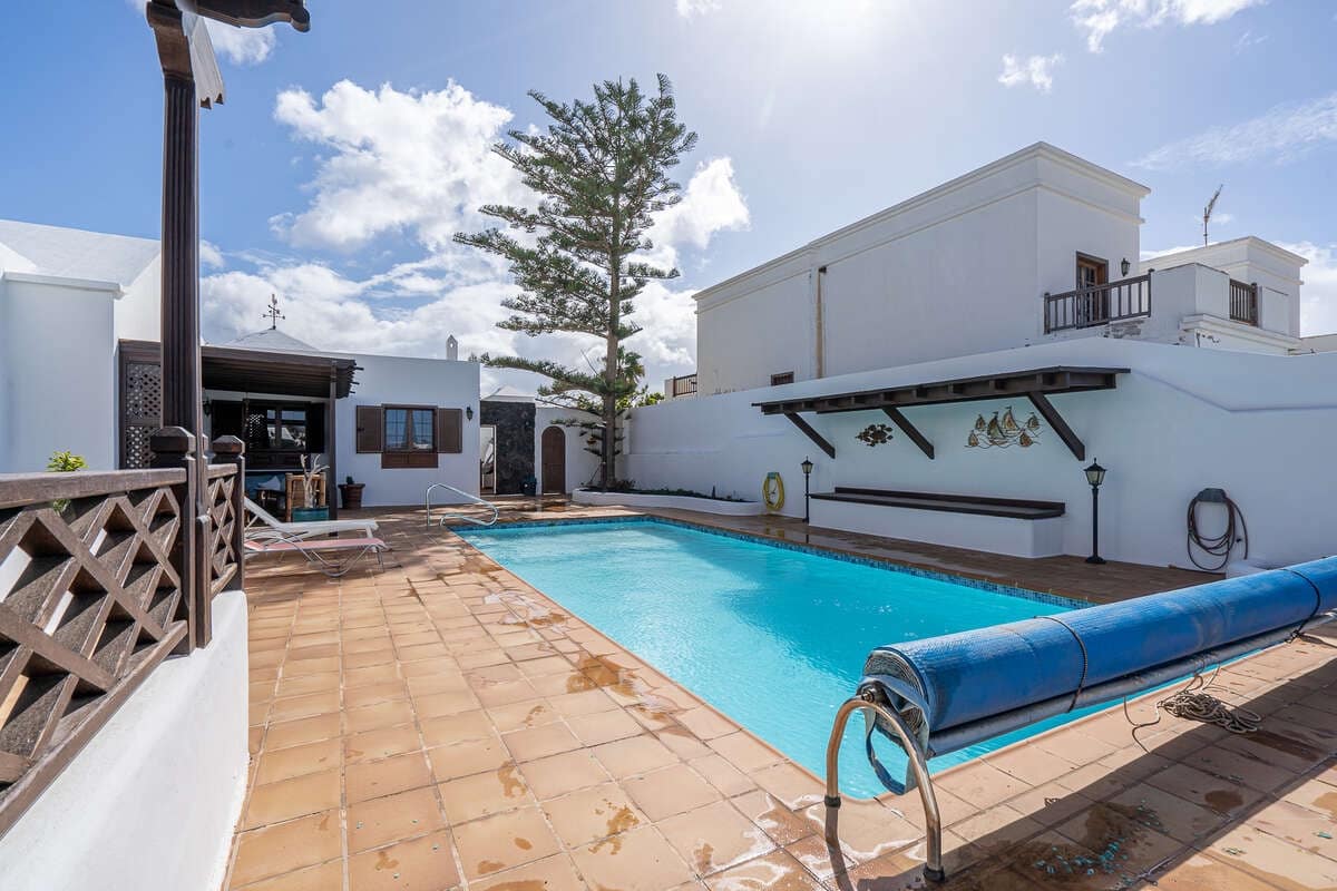 7 soverom Finca/Herregård til salgs i Playa del Cable med svømmebasseng garasje - € 1 100 000 (Ref: 9629511)