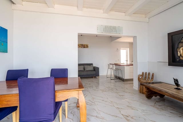 3 bedroom Apartment for sale in Punta Mujeres, Haría - € 450,000 (Ref: 9638954)