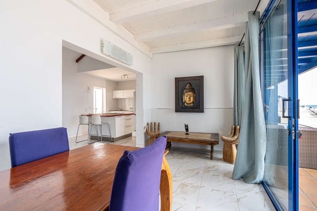 3 bedroom Apartment for sale in Punta Mujeres, Haría - € 450,000 (Ref: 9638954)