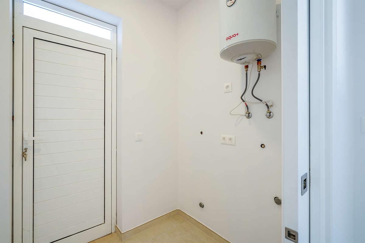 4 makuuhuone Huvila myytävänä paikassa Tahiche mukana uima-altaan 
autotalli - 730 000 € (Ref: 9665732)